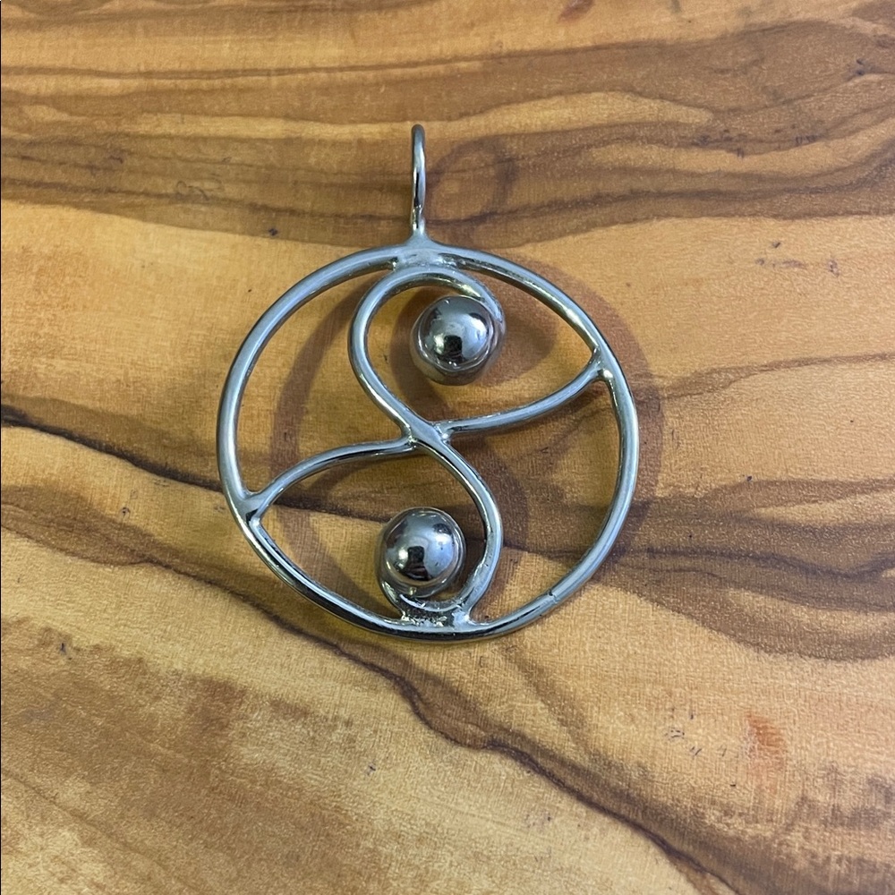 Vintage Sterling Silver Pendant